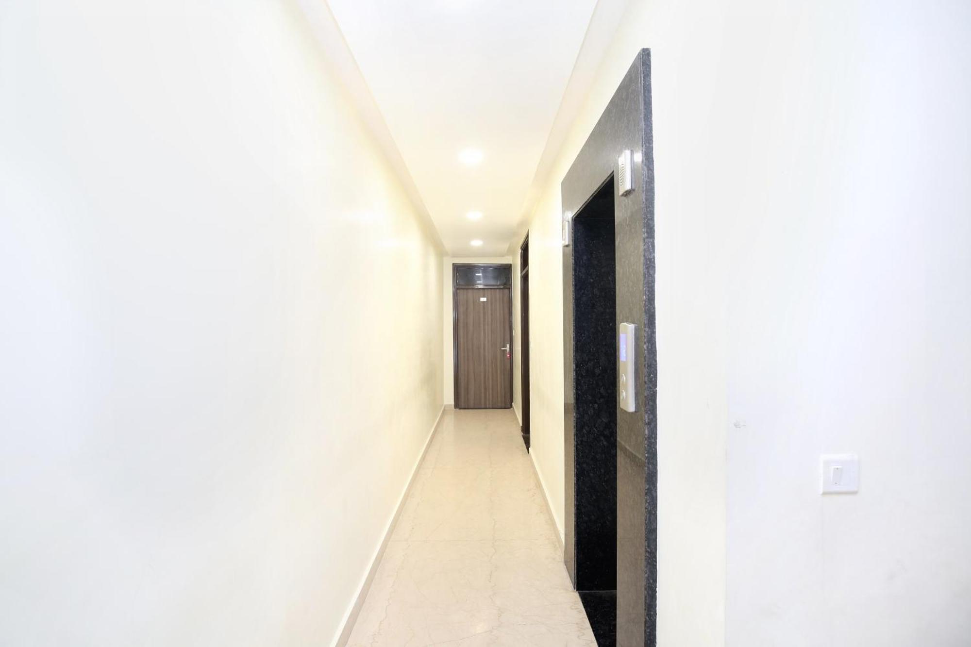 Oyo 17307 Hotel Kings Amritsar Exterior photo